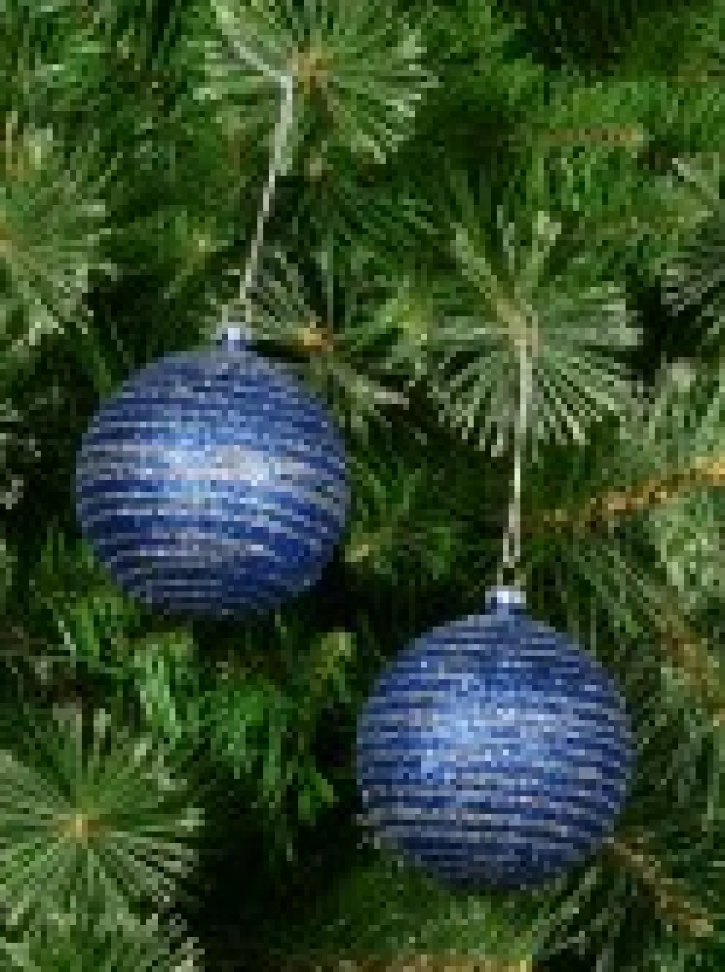 Outlet Christmas Warehouse Blue Glittered Christmas Baubles With Silver Glittered Stripes - 4 X 80Mm