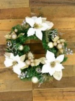 Outlet Christmas Warehouse Decorated White Poinsettia, Mistletoe, Berries & Baubles Pine Wreath - 45Cm