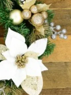 Outlet Christmas Warehouse Decorated White Poinsettia, Mistletoe, Berries & Baubles Pine Wreath - 45Cm