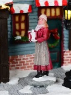 Clearance Christmas Warehouse Santa Visiting Family Home With Mum & Kids Christmas Village Scene - 24Cm